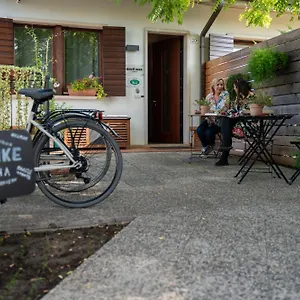Bed And Bike 2*, Verona Italia