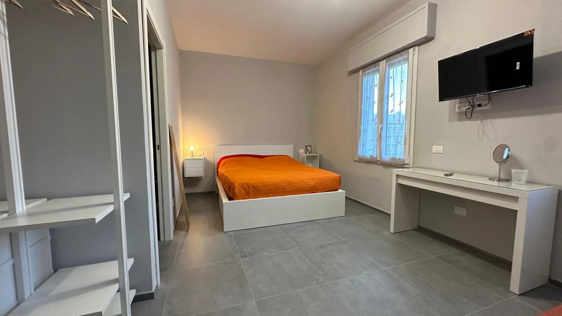 Bcube - Santa Bona Bed & Breakfast Pisa